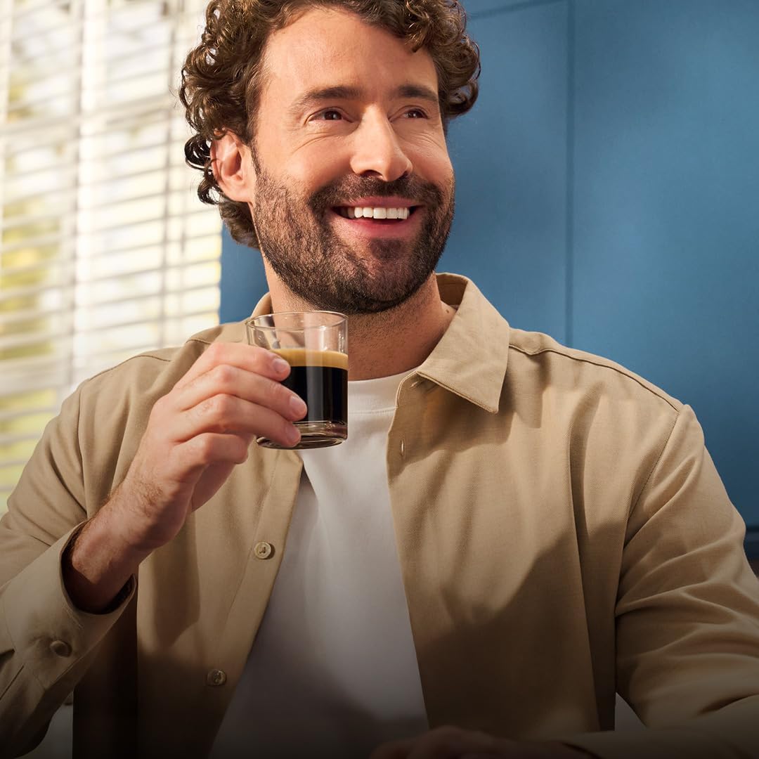 Series 5400 Fully Automatic Coffee Machine - LatteGo Milk System, 12 Coffee Specialities, Intuitive Display, 4 User Profiles, Chrome (EP5447/90)